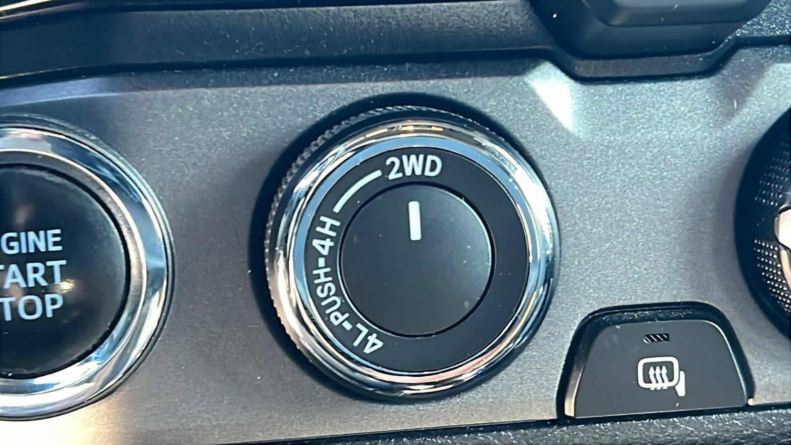 Used 2016 Toyota Tacoma TRD Off-Road image 32