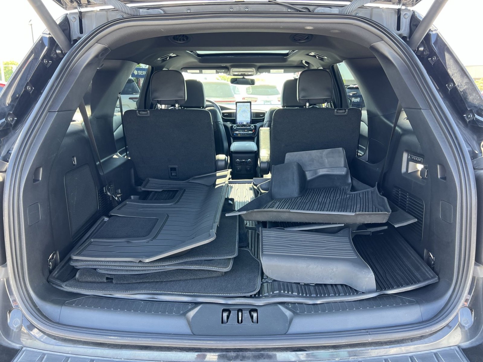 Used 2022 Ford Explorer ST w/ Equipment Group 401A AWD/4WD image 34