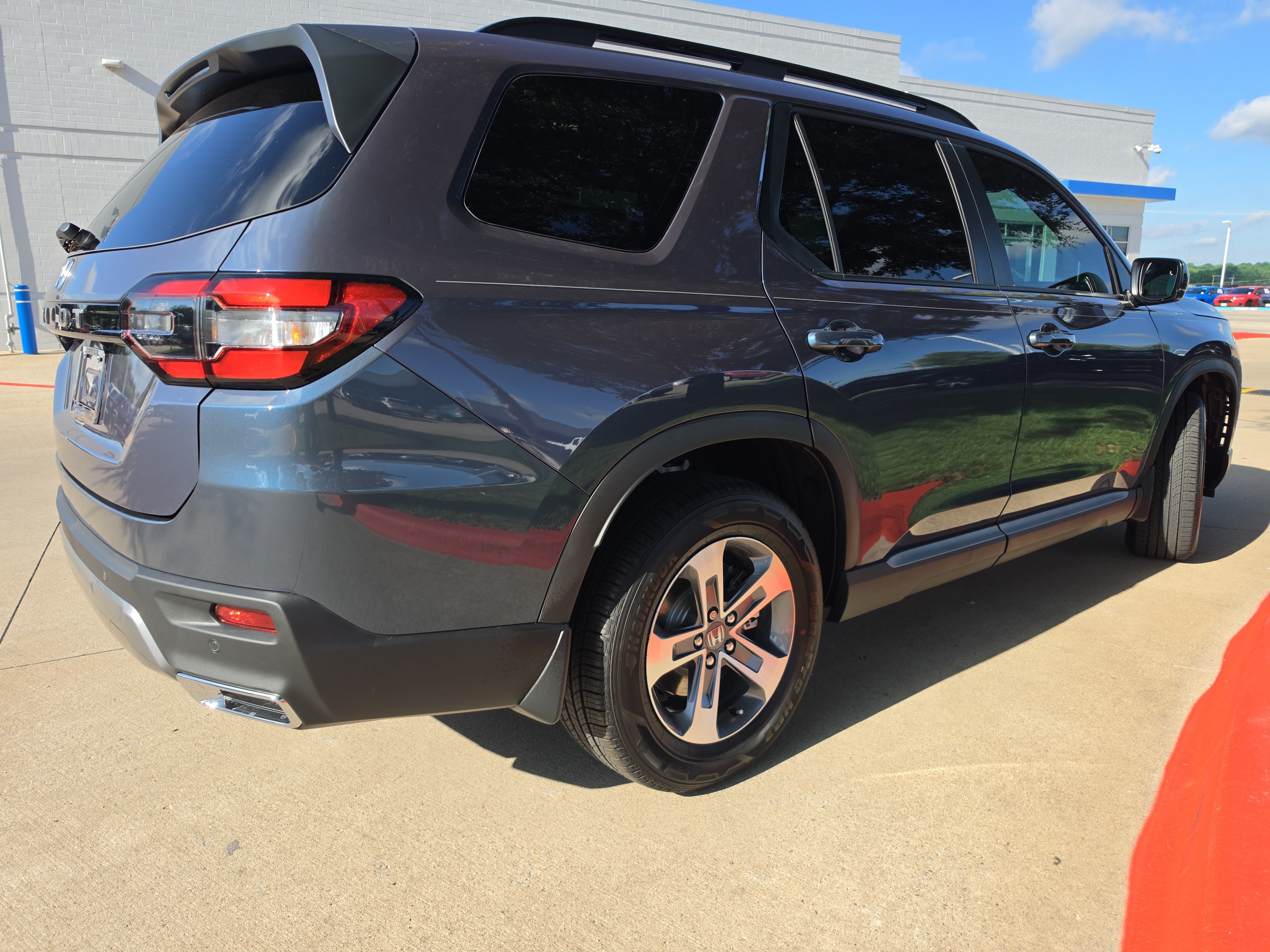 New 2026 Honda Pilot EX-L image 9