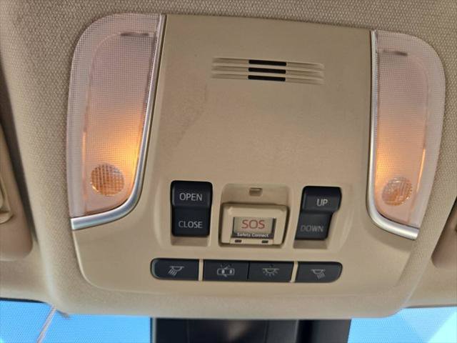Used 2019 Toyota Prius Limited w/ Premium Convenience Package FWD image 24