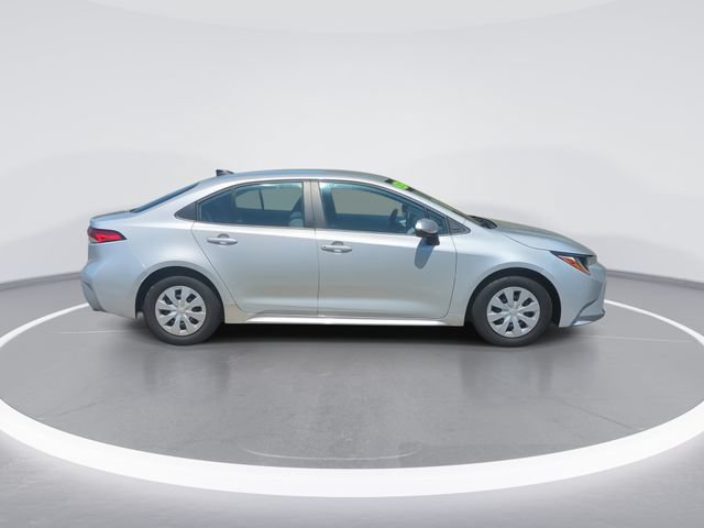 Used 2022 Toyota Corolla L FWD image 9