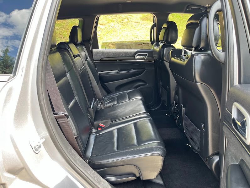 Used 2019 Jeep Grand Cherokee Limited AWD/4WD image 39