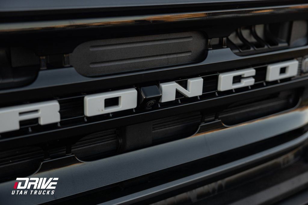 Used 2021 Ford Bronco Outer Banks image 6