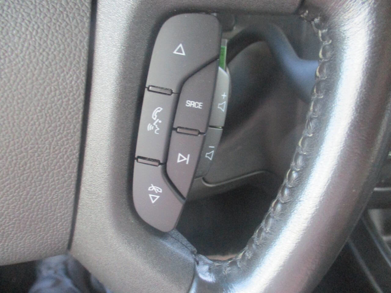 Used 2022 Chevrolet Express 3500 LS image 27