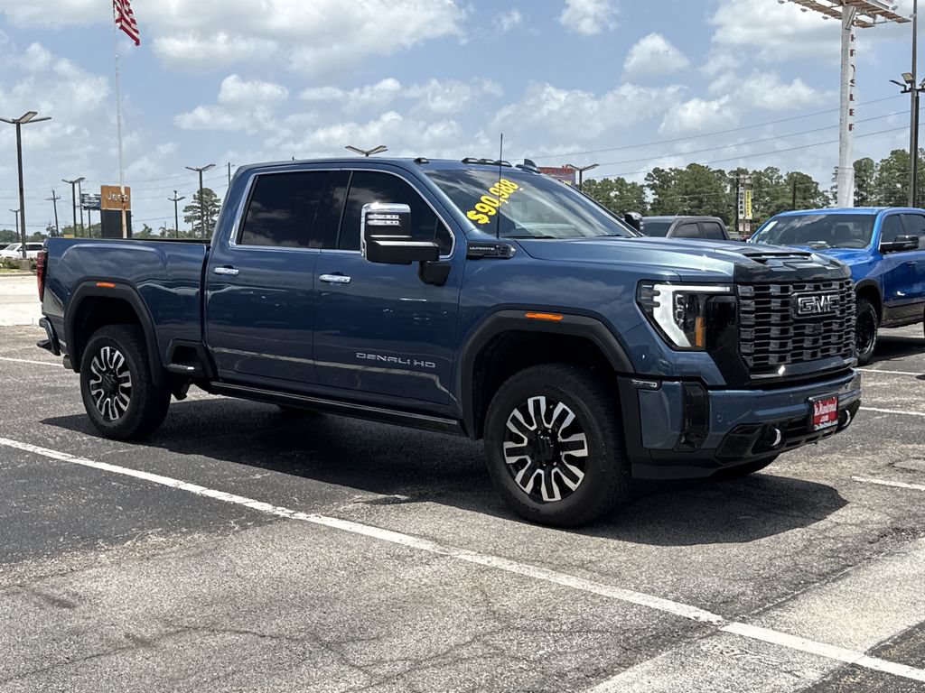 Used 2026 GMC Sierra 2500 Denali Ultimate w/ Max Trailering Package AWD/4WD image 3