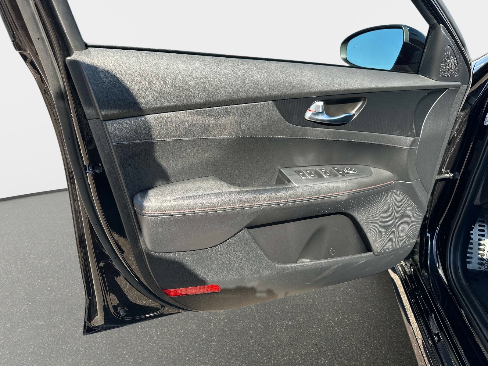 Used 2021 Kia Forte GT image 18