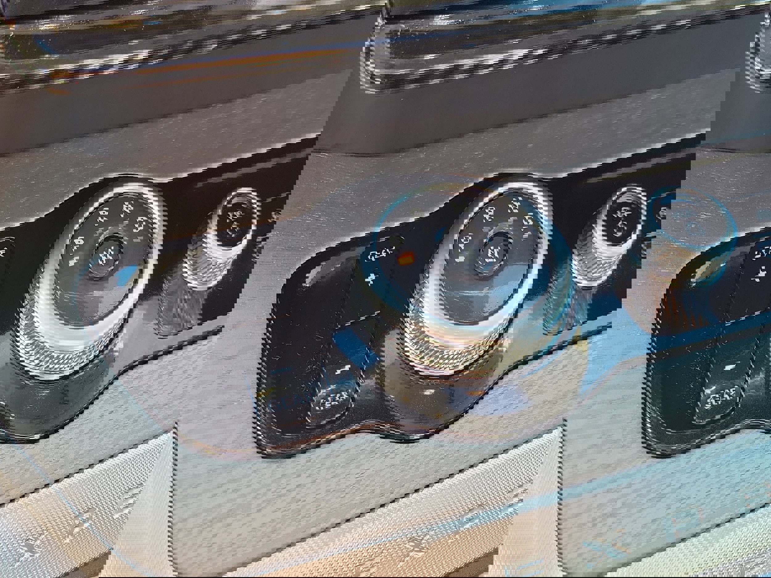 Certified 2025 Ford Expedition Max Platinum image 36