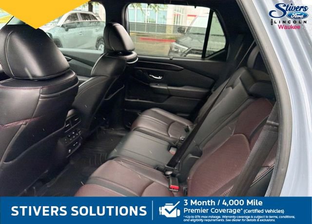 Used 2025 Honda Pilot Black Edition image 12