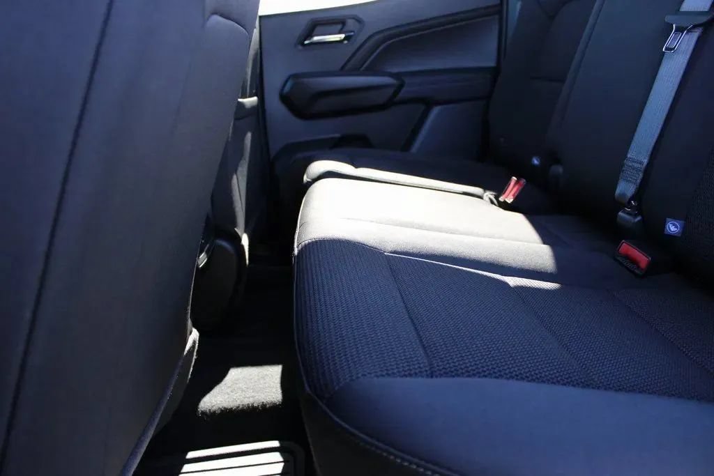 New 2026 GMC Canyon Elevation RWD image 25