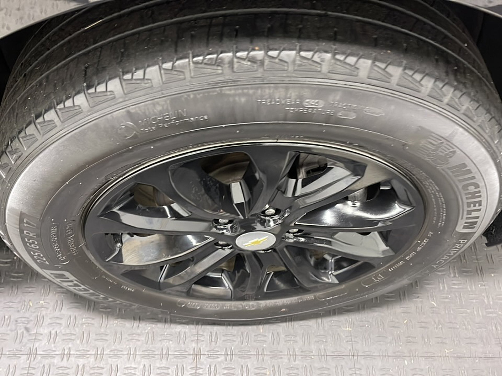 Used 2020 Chevrolet Equinox LS w/ LS Convenience Package FWD image 20