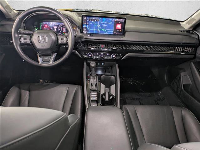 Used 2025 Honda Accord Touring image 13