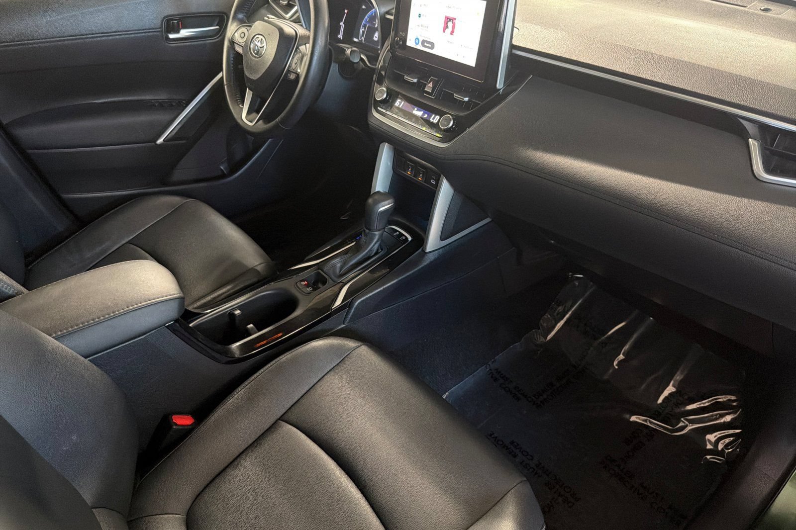 Certified 2023 Toyota Corolla Cross XLE AWD/4WD image 18