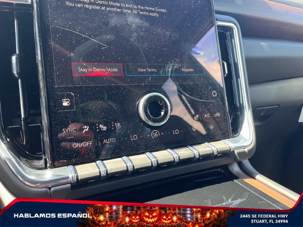 New 2027 GMC Yukon XL Denali w/ Denali Reserve Package AWD/4WD image 30