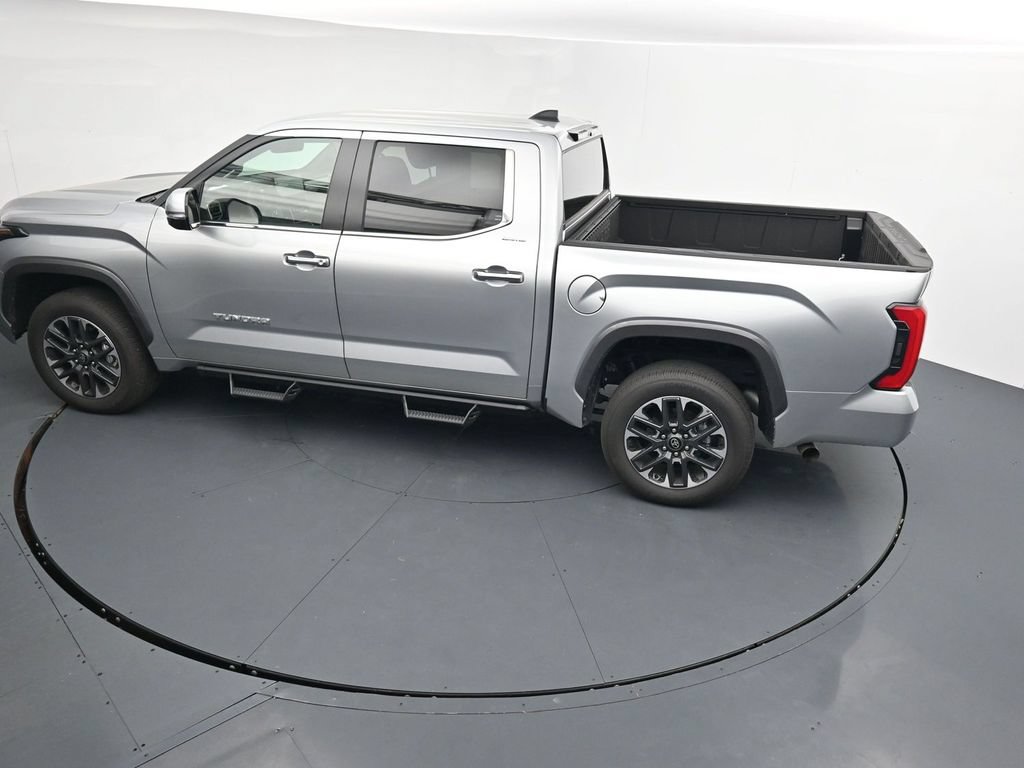 Used 2026 Toyota Tundra Limited AWD/4WD image 13