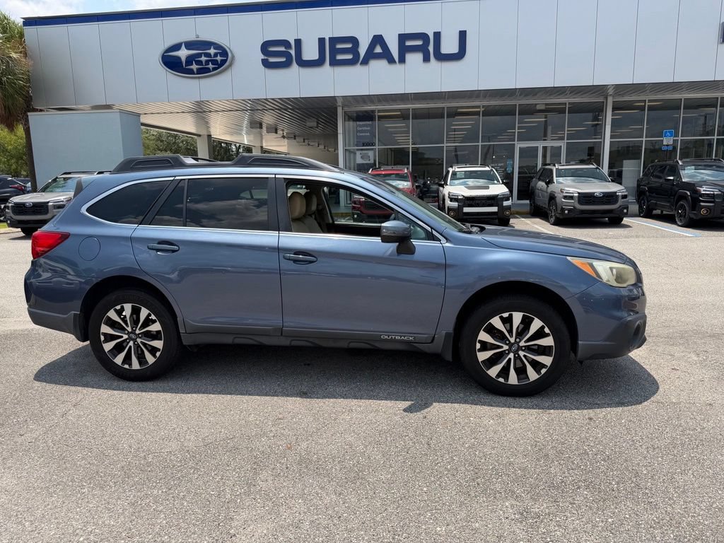 Used 2016 Subaru Outback 2.5i Limited AWD/4WD image 2