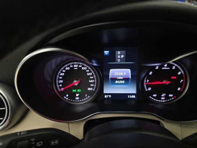 Used 2017 Mercedes-Benz GLC 300 image 22