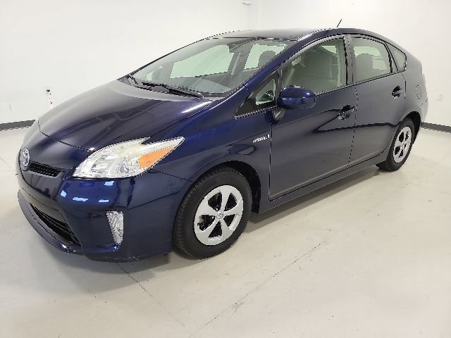 Used 2015 Toyota Prius Two FWD image 3