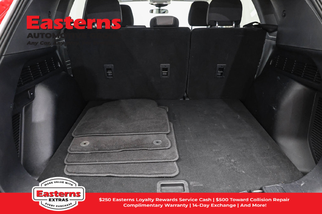 Used 2022 Ford Escape SE w/ Convenience Package FWD image 10