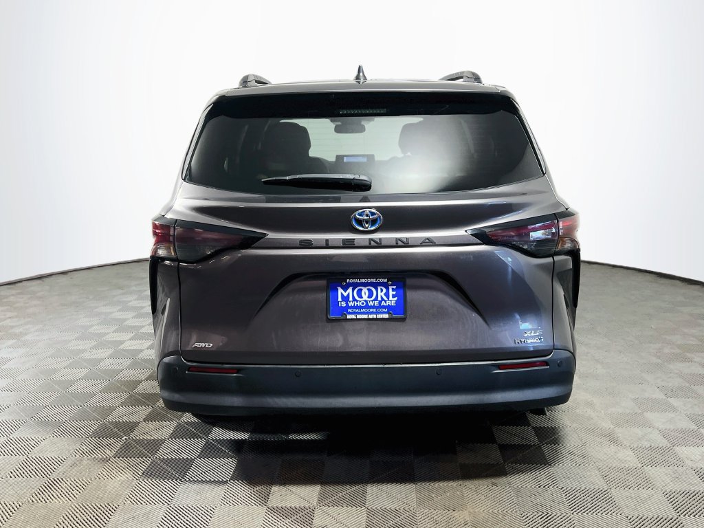 Certified 2023 Toyota Sienna XLE w/ XLE Plus Package AWD/4WD image 6