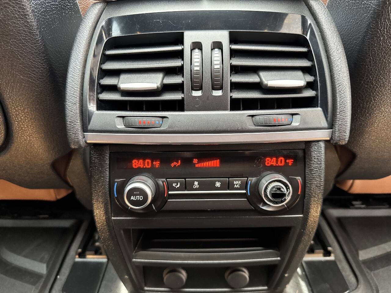 Used 2017 BMW X5 xDrive40e image 24