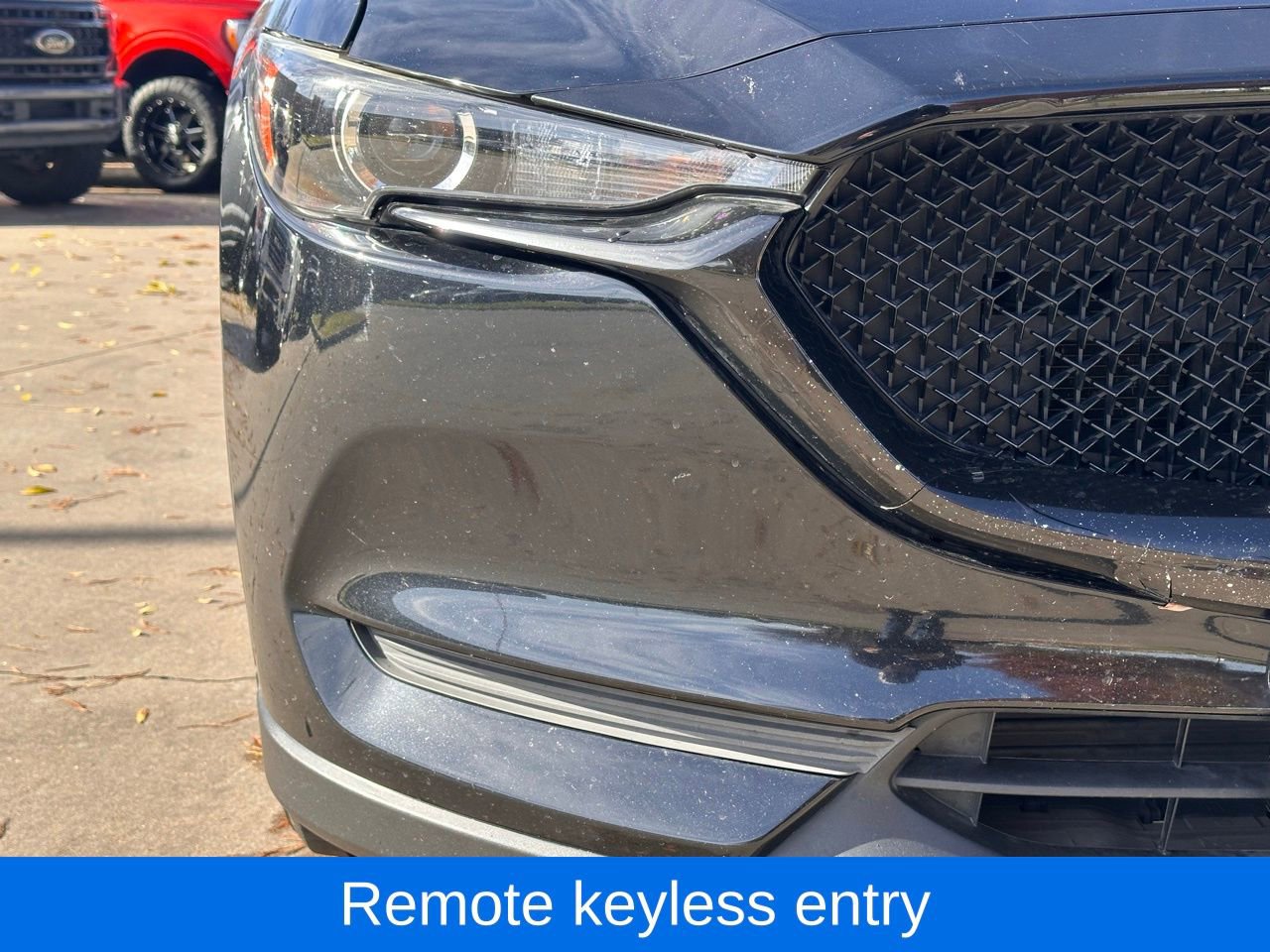 Used 2019 MAZDA CX-5 Touring image 8