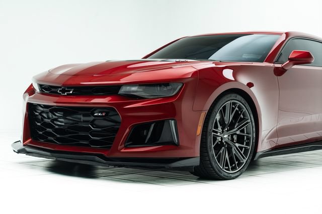 Used 2017 Chevrolet Camaro ZL1 RWD image 10