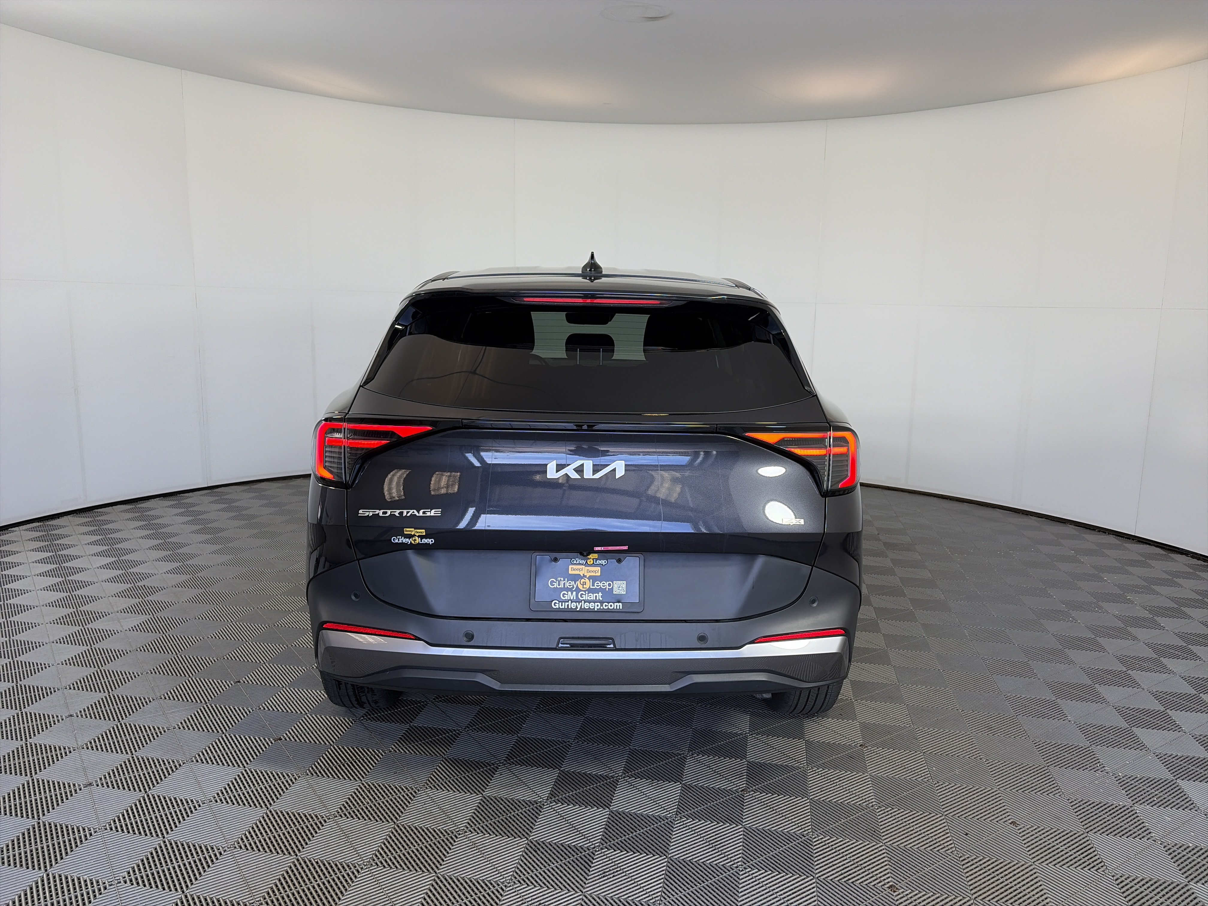 Used 2026 Kia Sportage LX AWD/4WD image 9