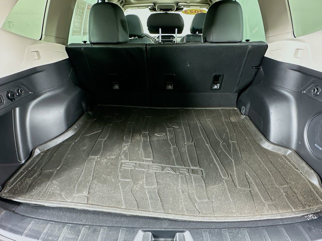 Used 2023 Subaru Forester Limited image 35