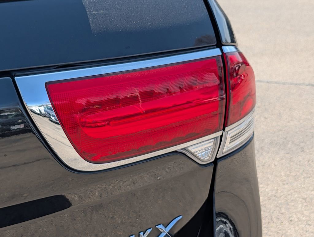 Used 2014 Lincoln MKX AWD w/ Equipment Group 102A image 9