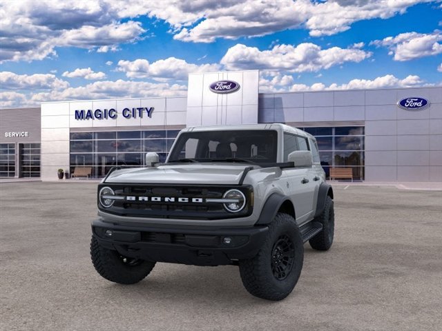 New 2026 Ford Bronco Outer Banks w/ Sasquatch Package AWD/4WD image 2