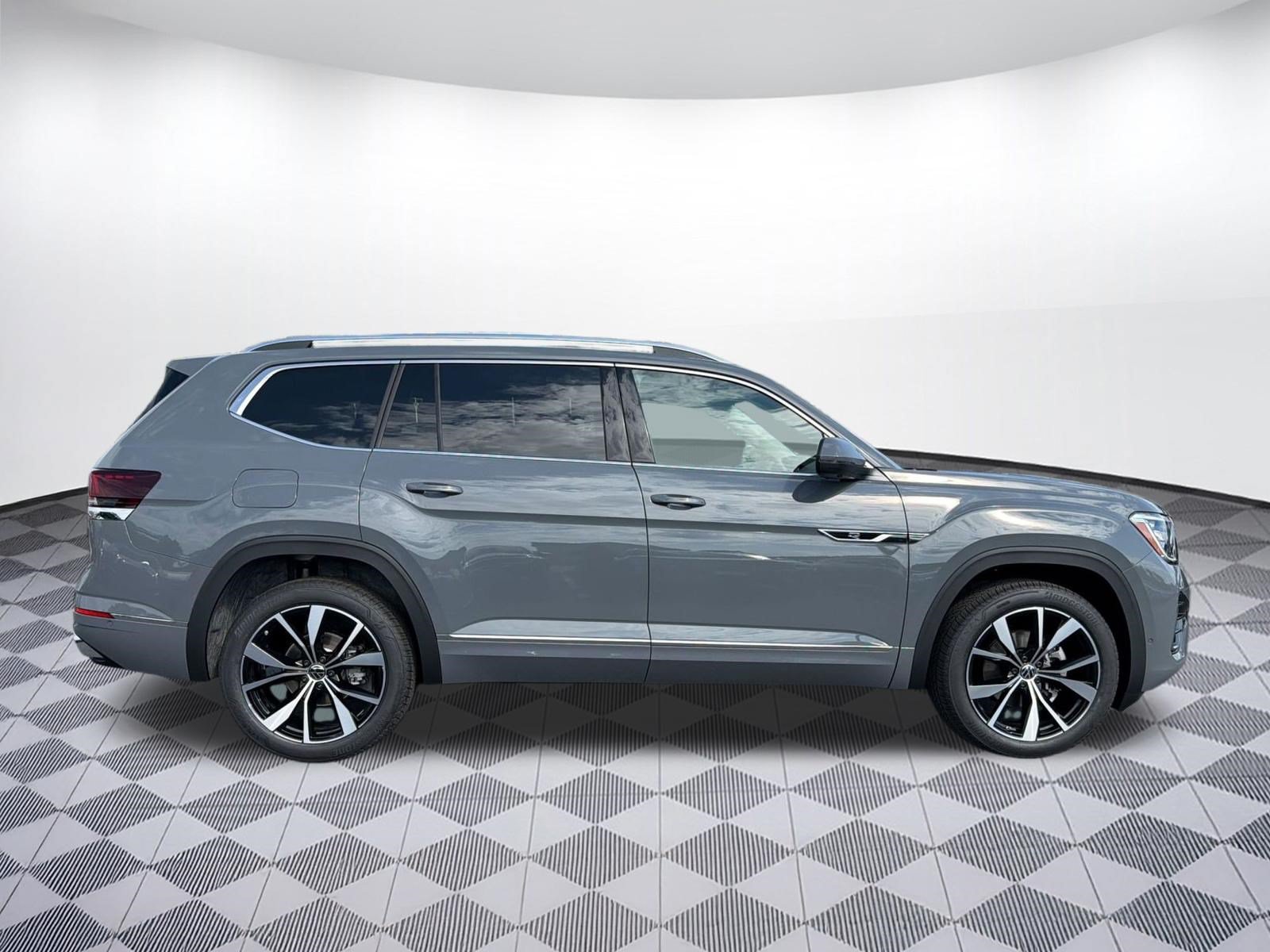 New 2026 Volkswagen Atlas SEL Premium R-Line AWD/4WD image 8