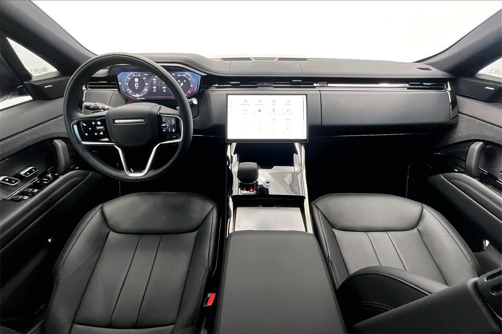 Used 2025 Land Rover Range Rover Sport SE image 15