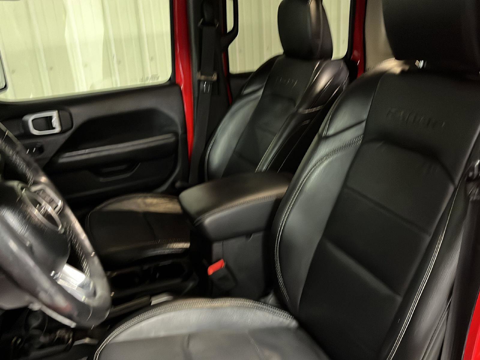 Used 2019 Jeep Wrangler Unlimited Sahara image 24