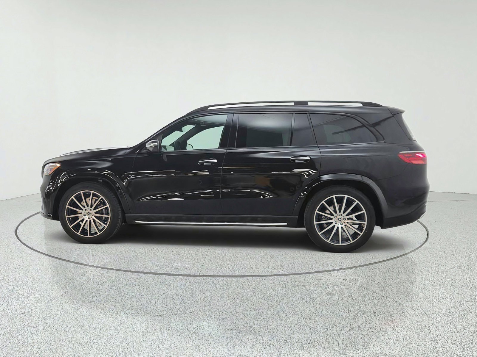 New 2026 Mercedes-Benz GLS 450 4MATIC image 8