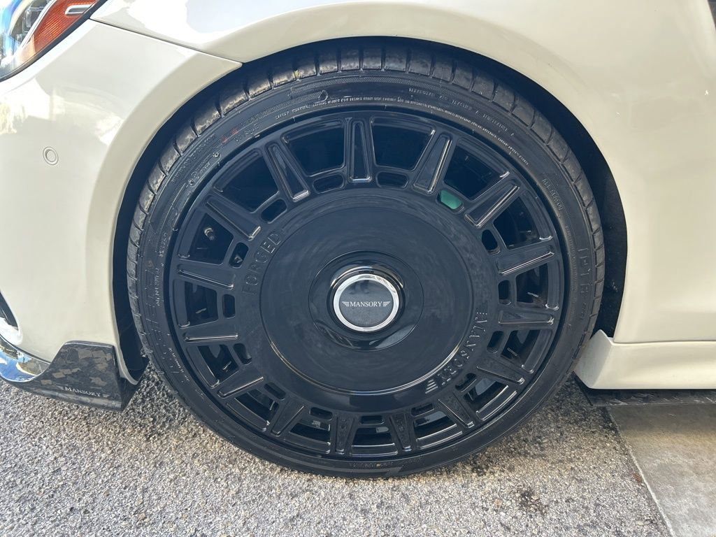 Used 2019 Mercedes-Benz S 560 Sedan w/ Premium Package image 13