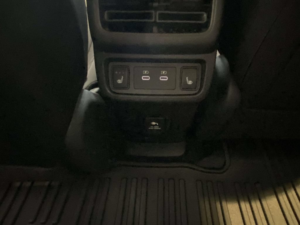 New 2026 Nissan Leaf Platinum+ FWD image 14