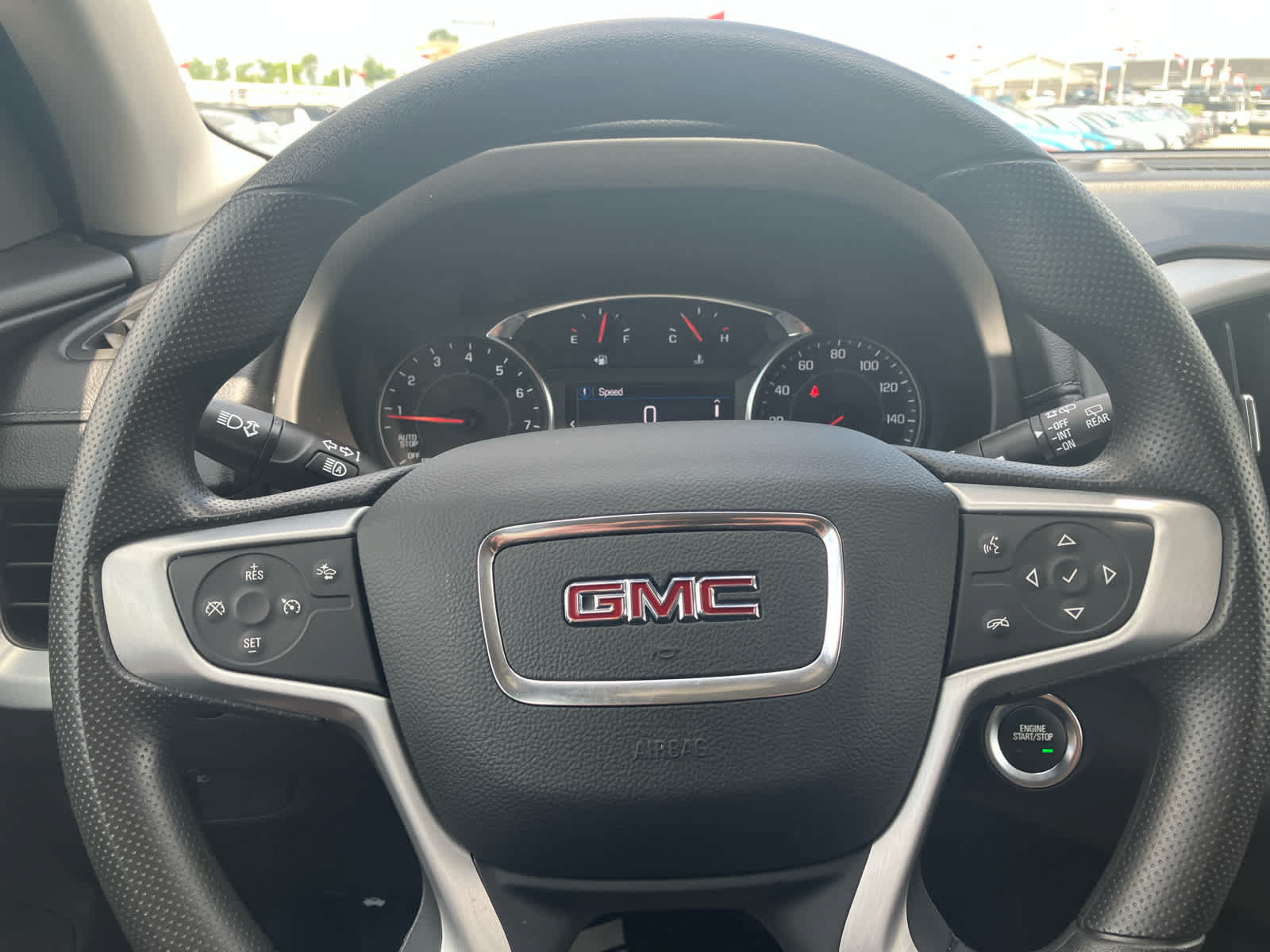 Used 2022 GMC Terrain SLE w/ Driver Convenience Package FWD image 14