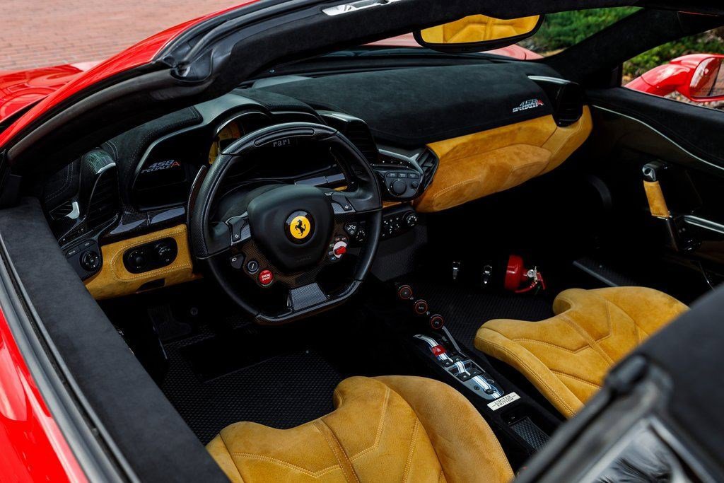 Used 2015 Ferrari 458 Speciale A image 33