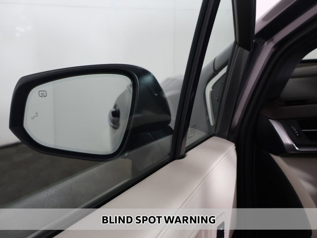 Used 2023 Toyota Sienna Platinum image 8