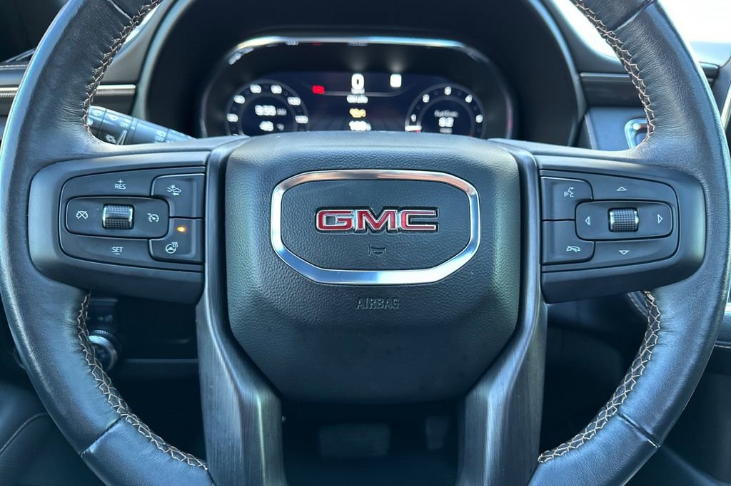 Used 2022 GMC Yukon AT4 image 25
