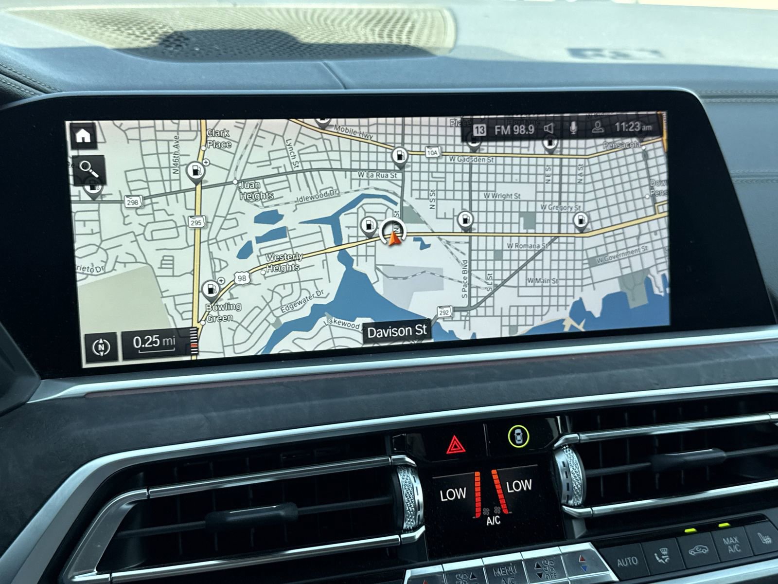 Used 2019 BMW X7 xDrive40i w/ Premium Package image 23