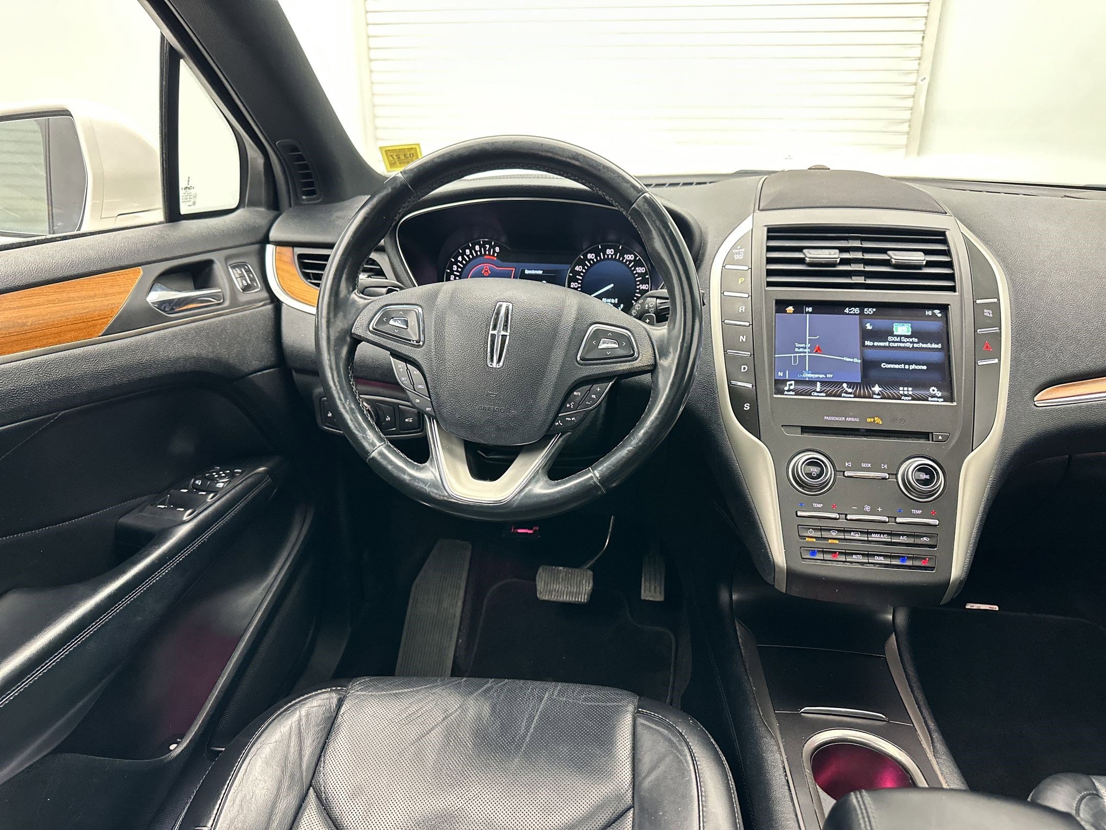 Used 2018 Lincoln MKC Reserve w/ Lincoln MKC Climate Package image 27