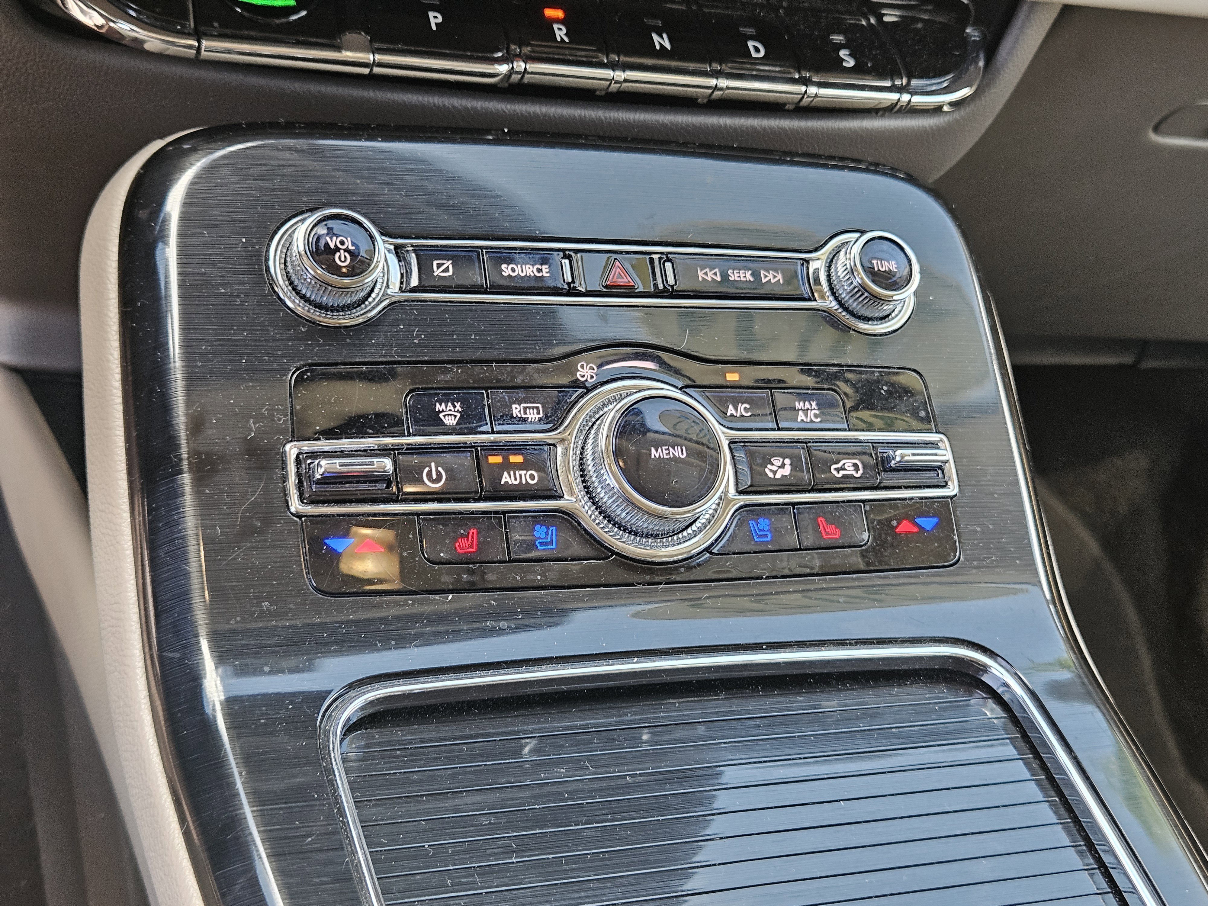 Used 2022 Lincoln Nautilus Reserve image 27