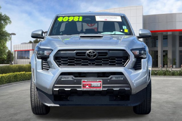 Certified 2024 Toyota Tacoma TRD Sport w/ TRD Sport Upgrade Package AWD/4WD image 11