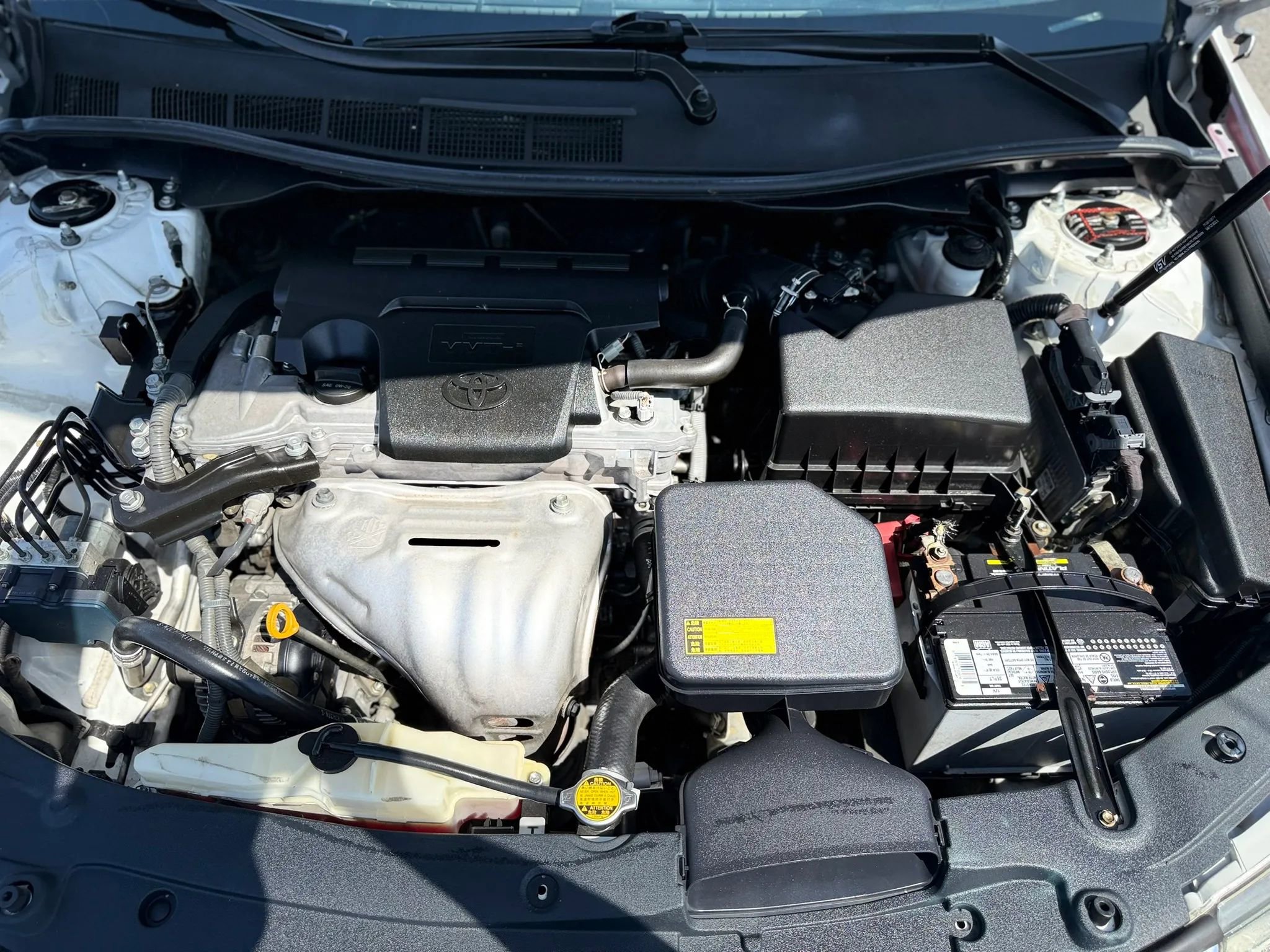 Used 2012 Toyota Camry LE FWD image 38
