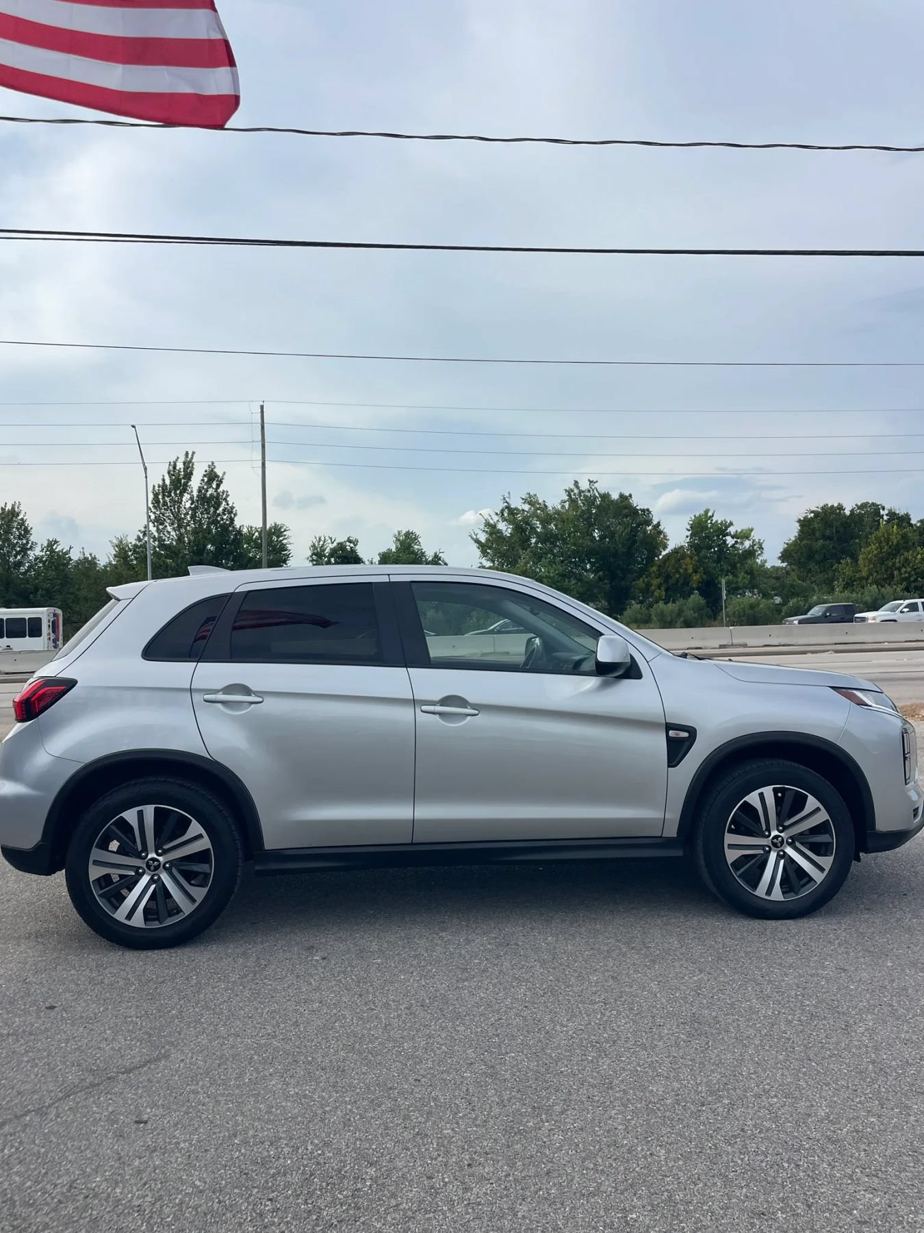 Used 2021 Mitsubishi Outlander Sport Black Edition FWD image 4