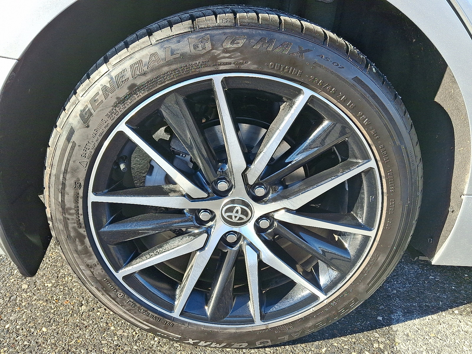 Used 2022 Toyota Camry SE image 9