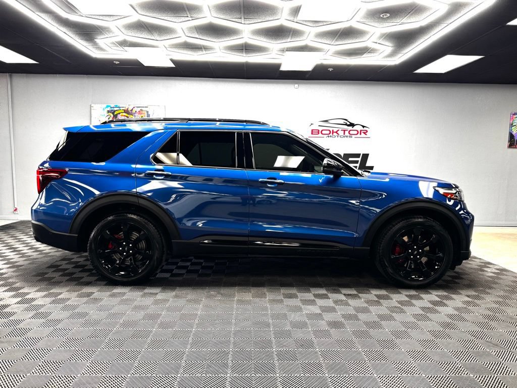 Used 2020 Ford Explorer ST w/ ST High-Performance Pack AWD/4WD image 17