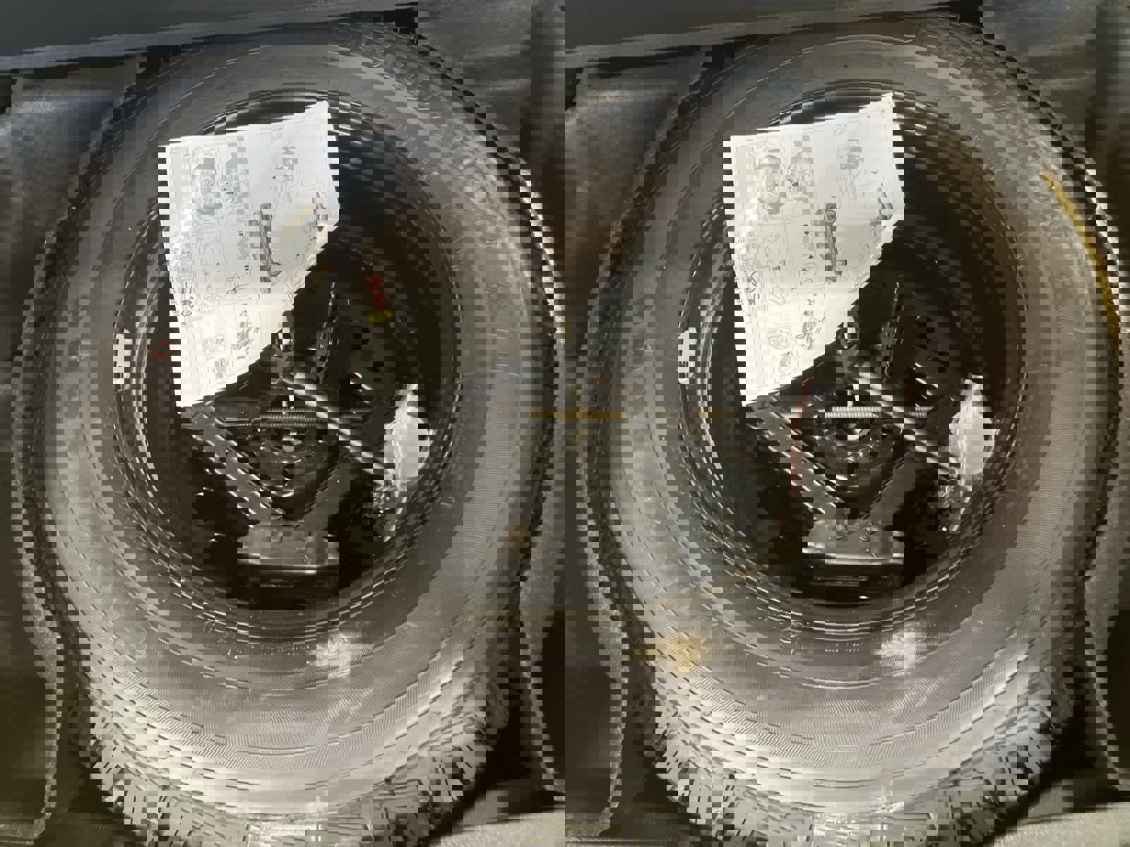 Used 2019 Jeep Cherokee Trailhawk w/ Cold Weather Group image 30