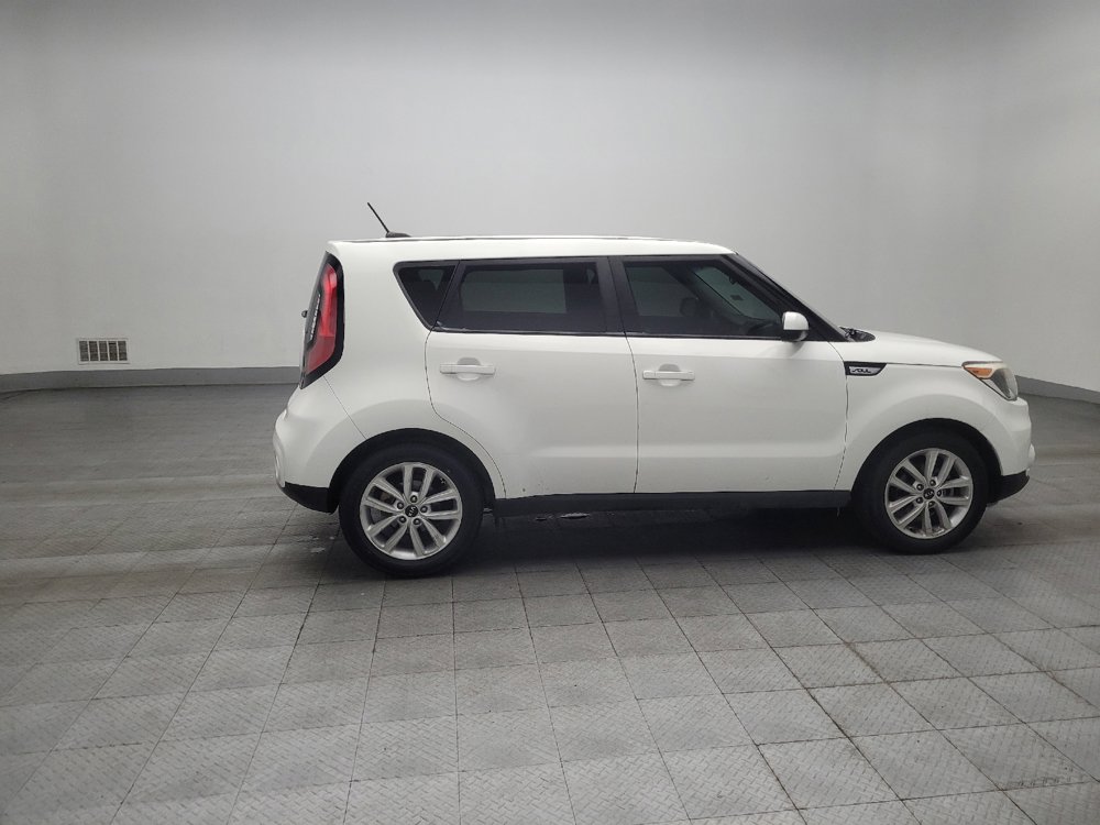 Used 2019 Kia Soul + FWD image 10